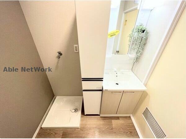 洗面設備　同型モデル※家具雑貨はイメージです。