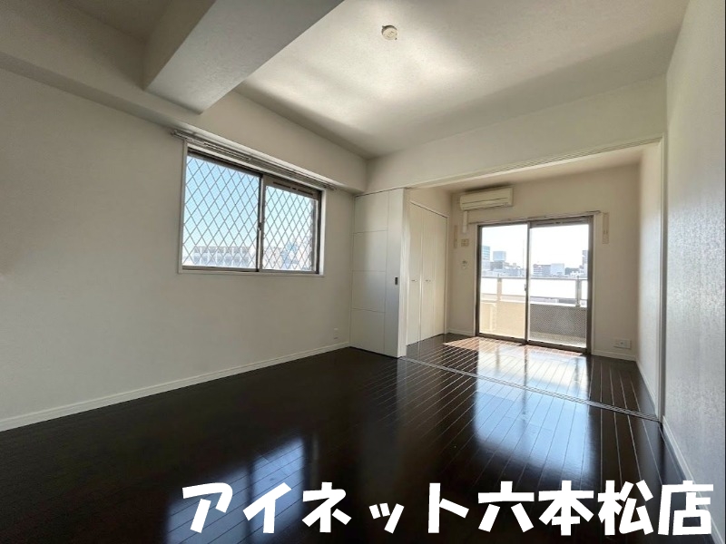 その他部屋・スペース　こちら寝室にいかがでしょうか。