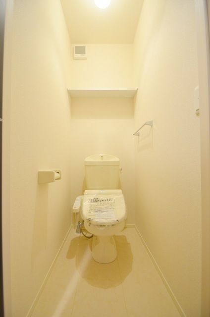 トイレ　同施工会社イメージ写真