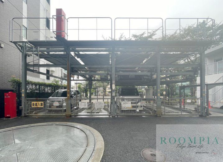 駐車場　駐車場