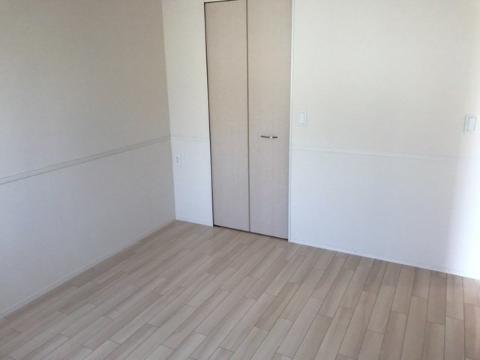 居室・リビング　室内