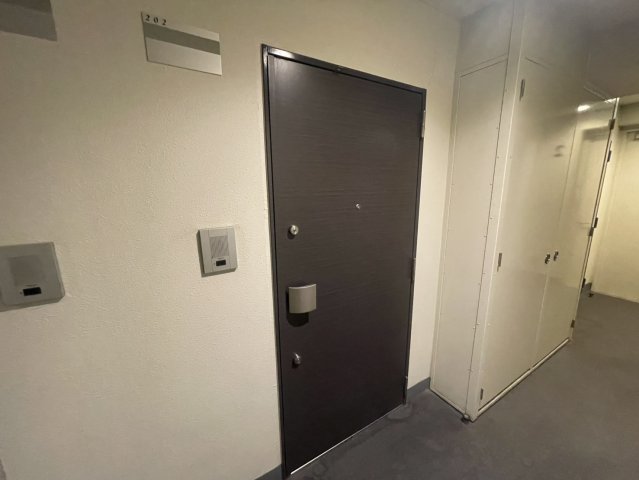 ライブコート丸の内の玄関写真