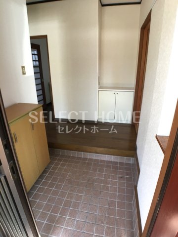 玄関　落ち着いた玄関です