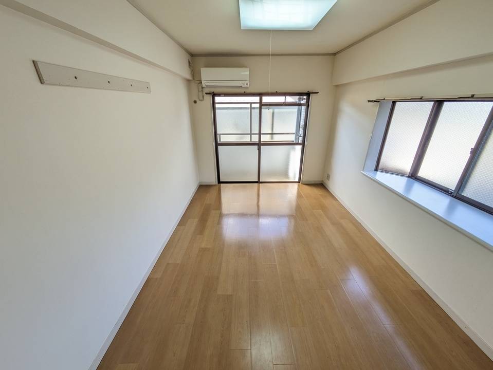 居室・リビング　洋室