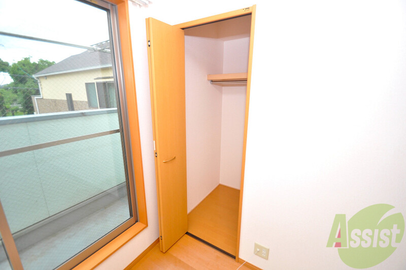 収納　もちろん収納スペースも確保。お部屋がスッキリ片付きますね。