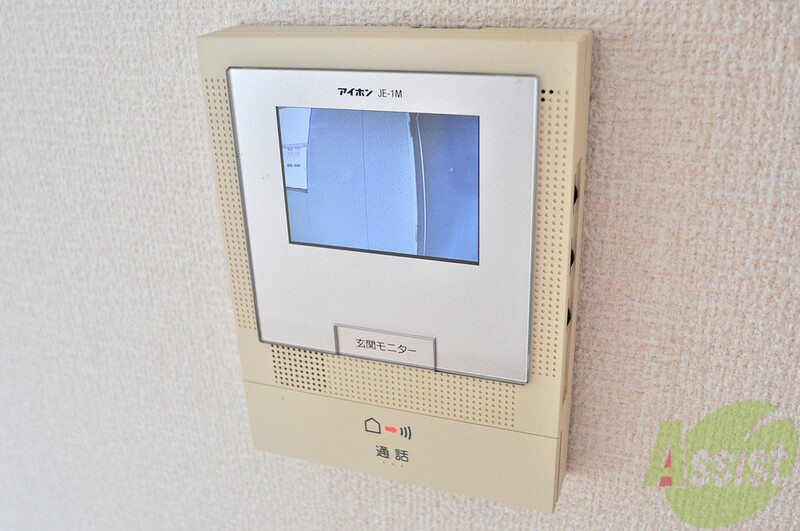 セキュリティ　モニターフォンも完備。お顔が見えるので女性の方も安心ですね。