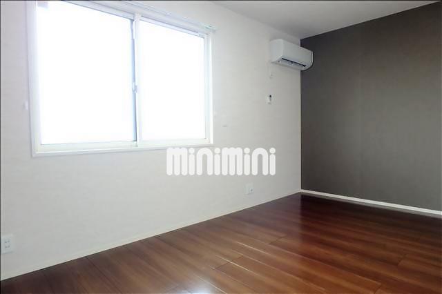 その他部屋・スペース　綺麗なフローリングのお部屋です。