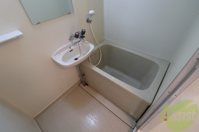 バス・シャワールーム