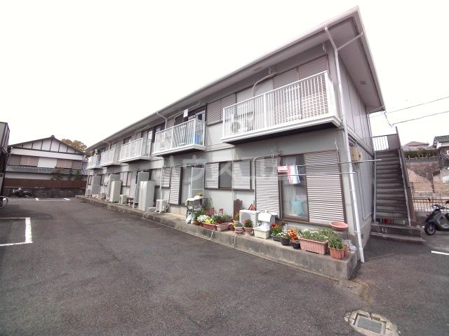 愛知県岡崎市竜美西１（アパート）の賃貸物件の外観