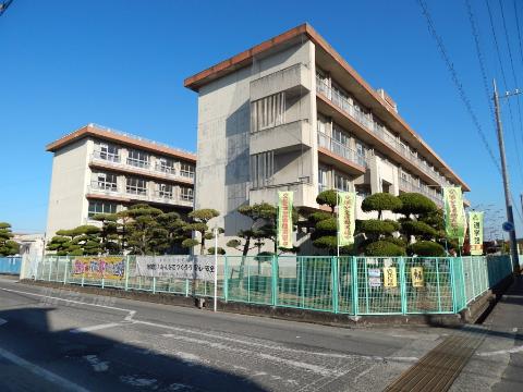 その他　福山市立新涯小学校（その他）まで858m