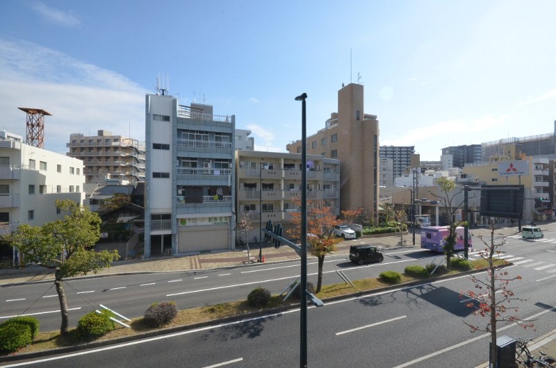 【広島市中区南竹屋町のマンションの眺望】