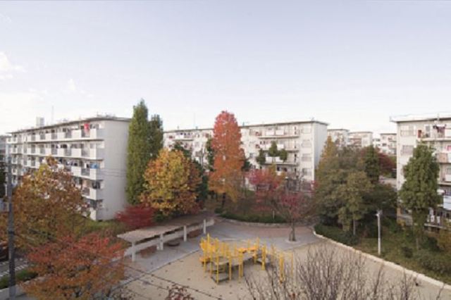 その他共有部分　秋には紅葉が楽しめます。