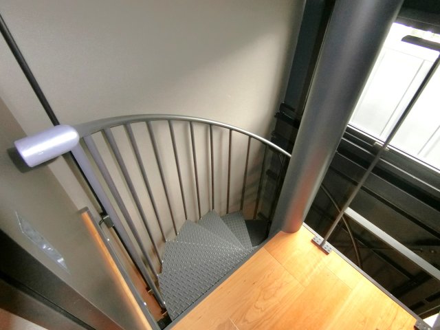 その他部屋・スペース　螺旋階段