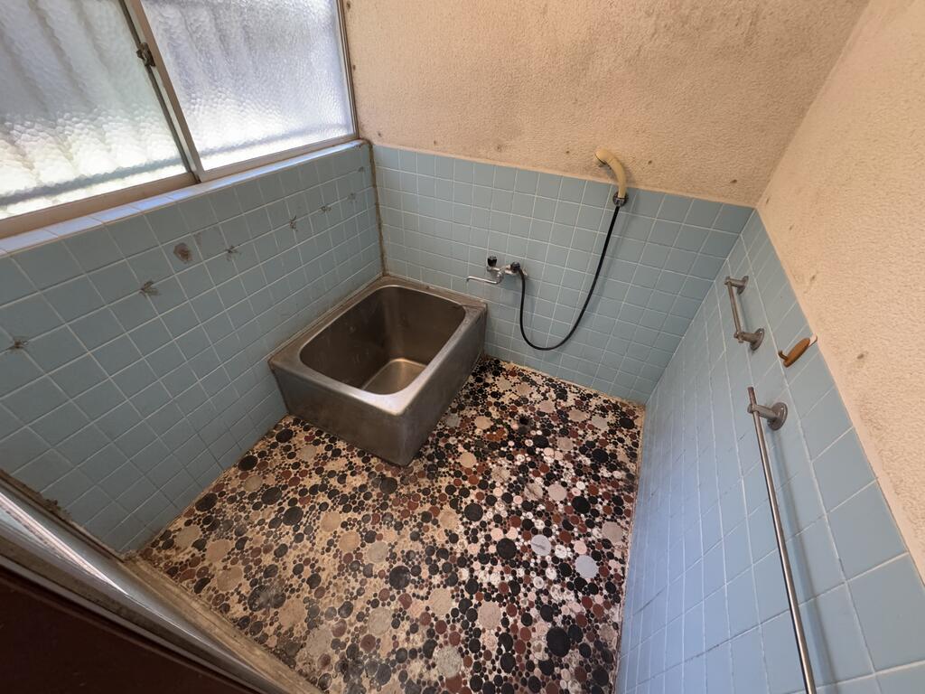 富士市久沢戸建の風呂写真