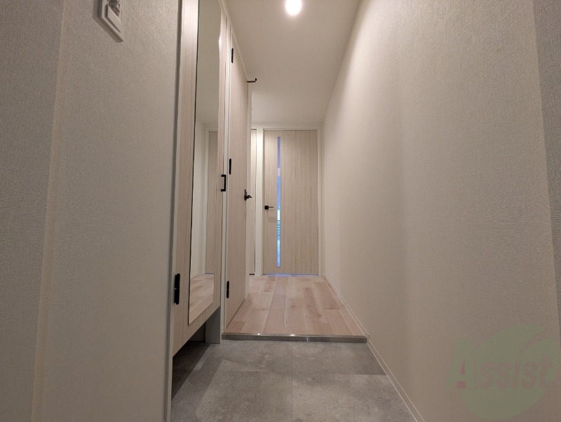 玄関　使いやすく明るい印象の玄関になっておりました！