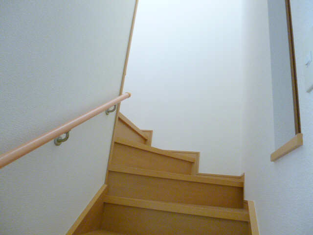 その他部屋・スペース　階段　メゾネットタイプ