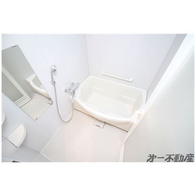 バス・シャワールーム　バス