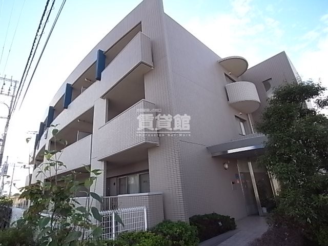 三木市別所町小林のマンションの建物外観