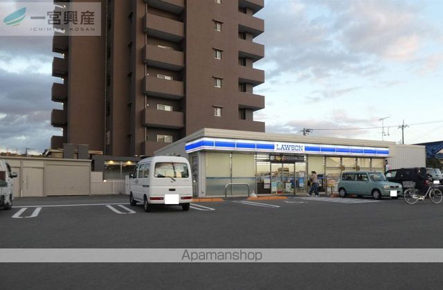 コンビニ　ローソン（コンビニ）まで1251m