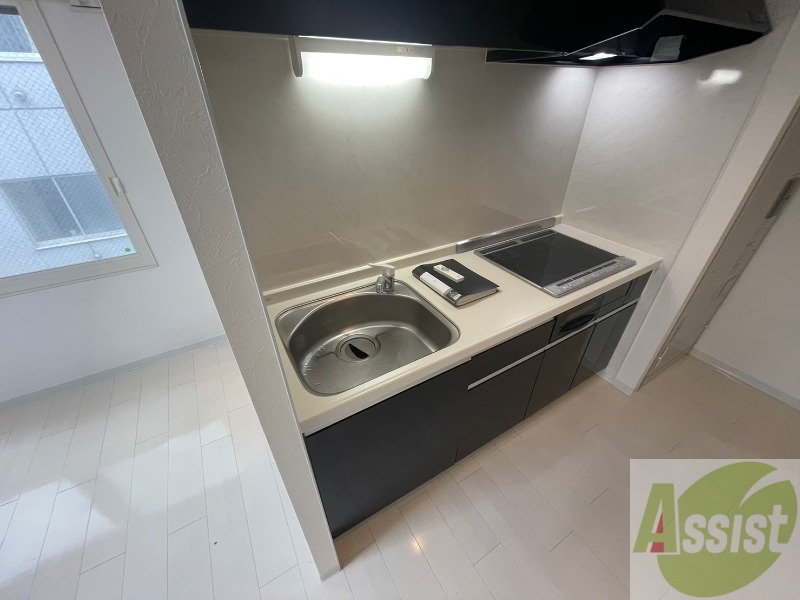 キッチン　キッチンは調理スペースもあり料理がはかどりそうです。