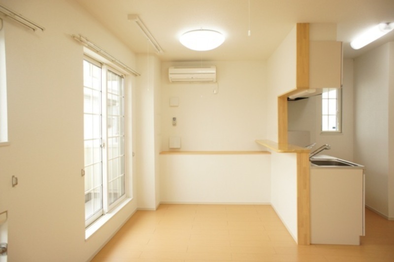 居室・リビング　図面と現状に相違がある場合には現状を優先