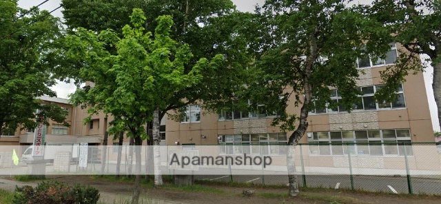 小学校　南線小学校（小学校）まで516m