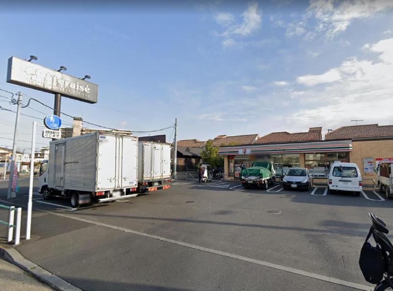 コンビニ　セブンイレブン 葛飾六貫橋店（コンビニ）まで300m
