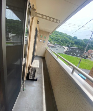 バルコニー　現況優先