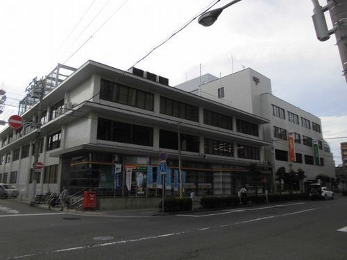 【明石市大明石町のマンションの郵便局】