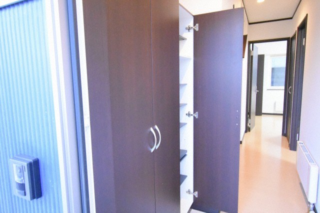 その他設備　シューズクローゼット付きです！