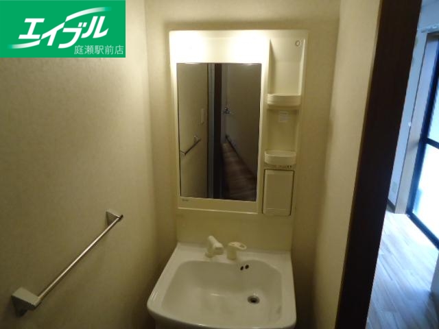 洗面設備　洗髪洗面化粧台