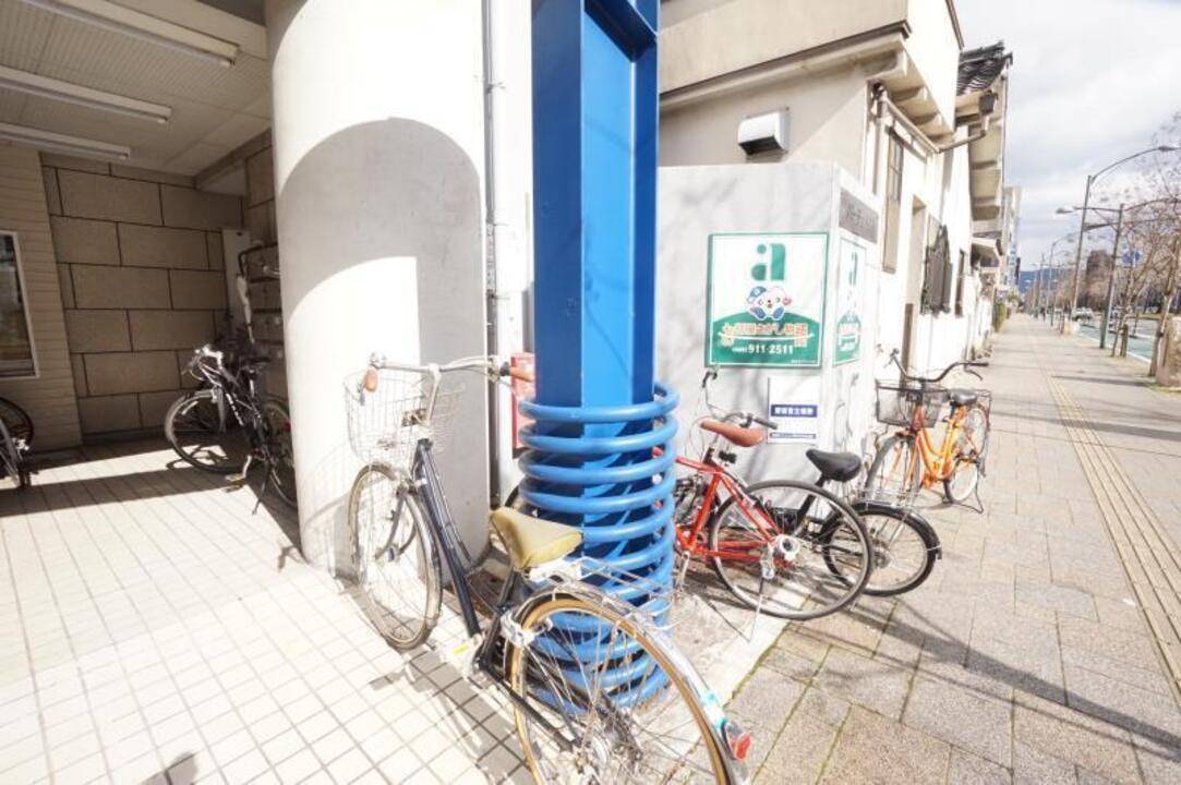 駐車場　駐輪場