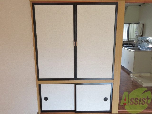 収納　収納はコチラ。上下で分かれているので収納しやしそう。