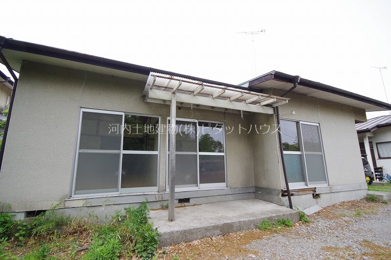 建物外観　五月女貸家