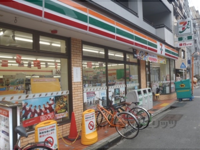 コンビニ　セブンイレブン四条西洞院通店（コンビニ）まで240m