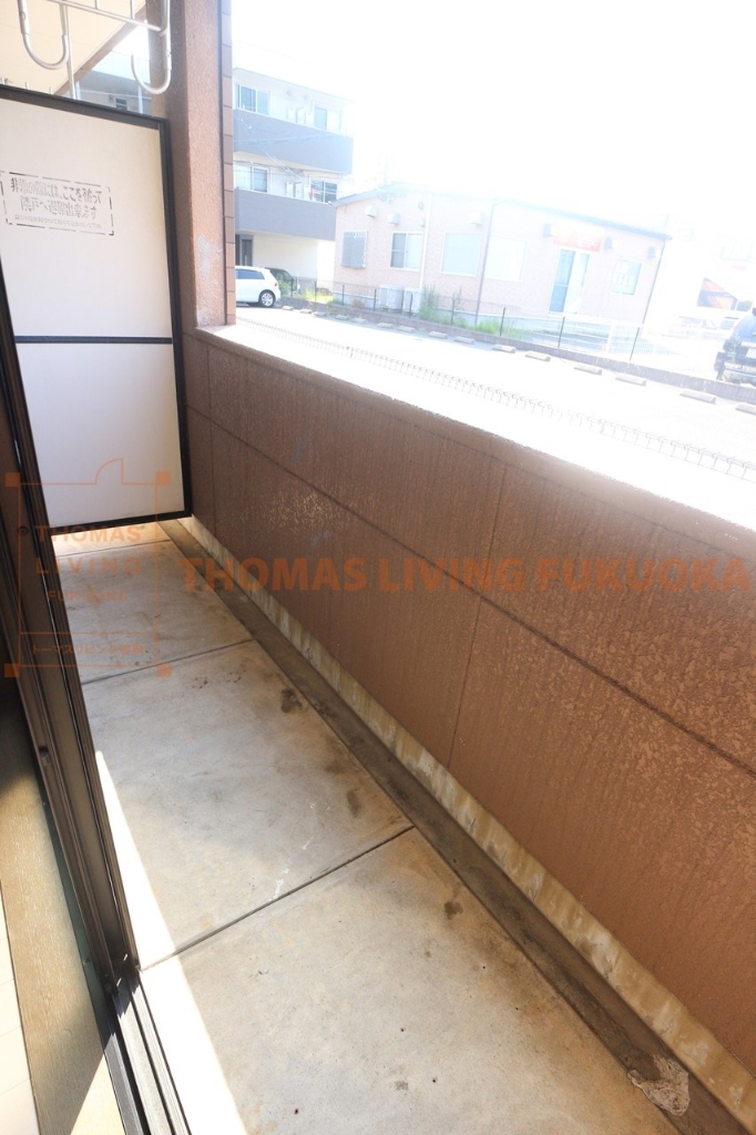 バルコニー　バルコニーも日当たり良好です。