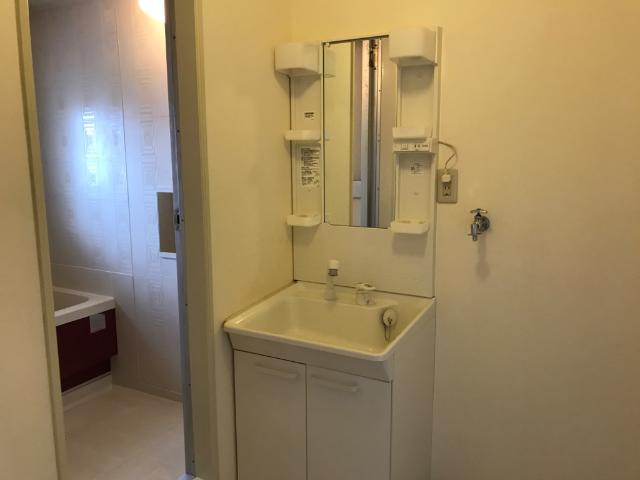 洗面設備　洗髪洗面化粧台