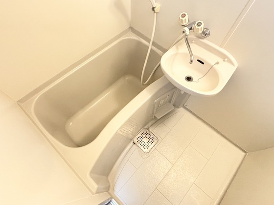 バス・シャワールーム　バス