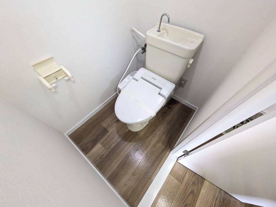 トイレ　トイレ