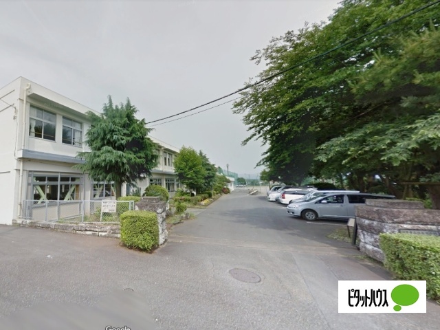 中学校　沼津市立浮島中学校（中学校）まで1135m