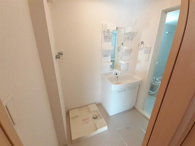 洗面設備　洗面室