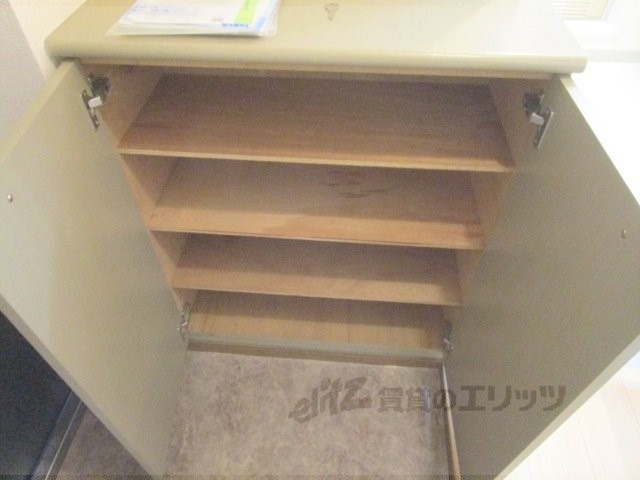 収納　下駄箱