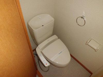 トイレ　人気設備のウォッシュレット。