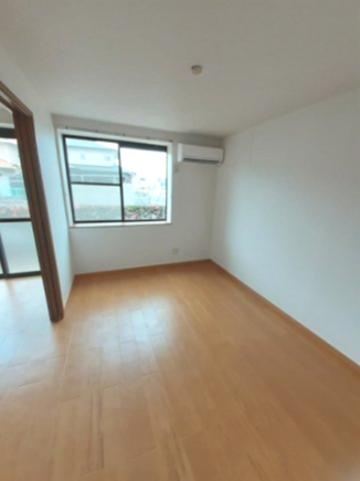 居室・リビング　居間です