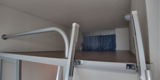 居室・リビング　便利なロフト付き　収納スペースにもベッドにも