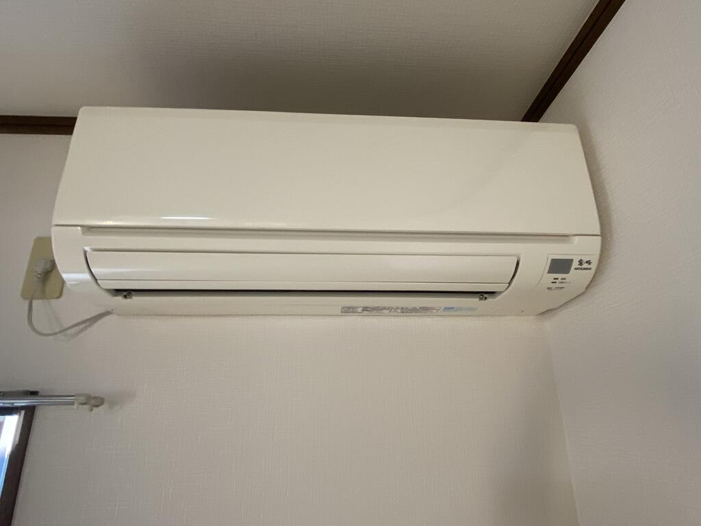 その他設備　リビングと和室に１台ずつあります