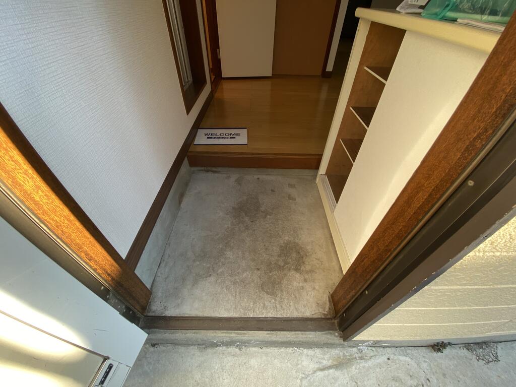 玄関　シューズボックス付きの玄関