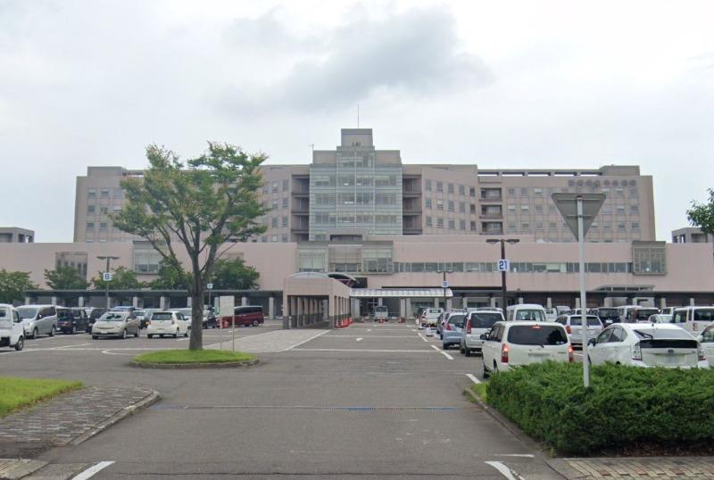 病院　新潟県立中央病院（病院）まで690m