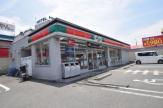 コンビニ　サンクス 東大阪横小路店（コンビニ）まで824m