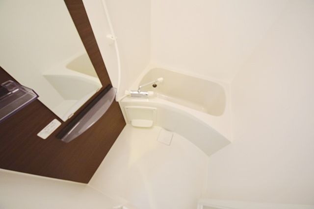 バス・シャワールーム　浴室乾燥機付きバス